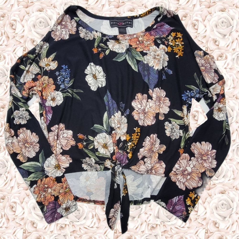 Floral Top - Picture 2 of 10